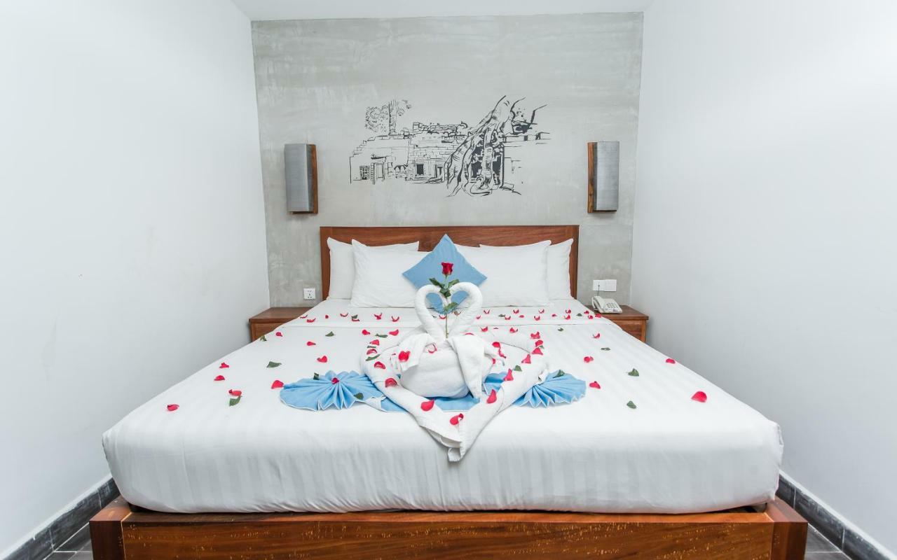 Home Chic Hotel Phnom Penh Exteriör bild