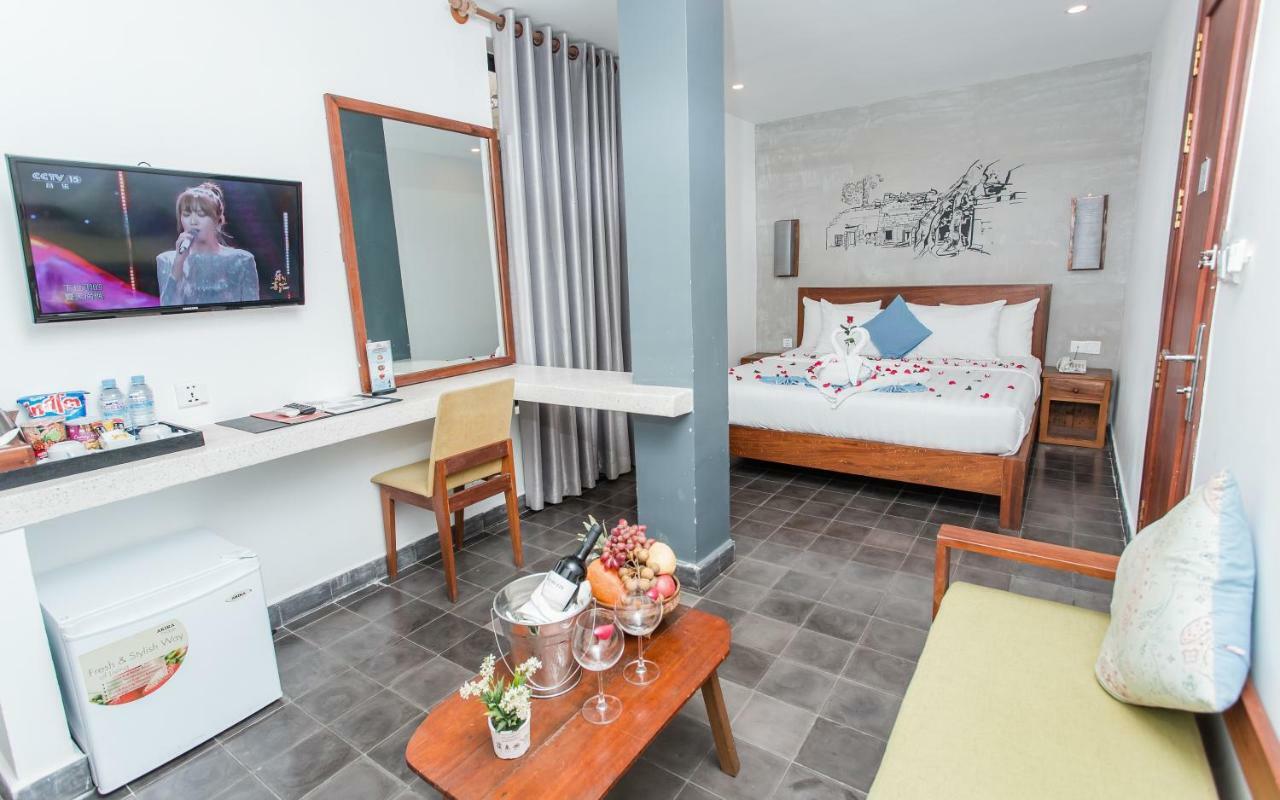 Home Chic Hotel Phnom Penh Exteriör bild
