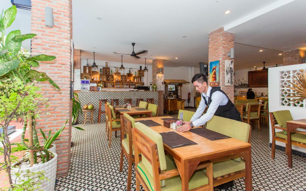 Home Chic Hotel Phnom Penh Exteriör bild