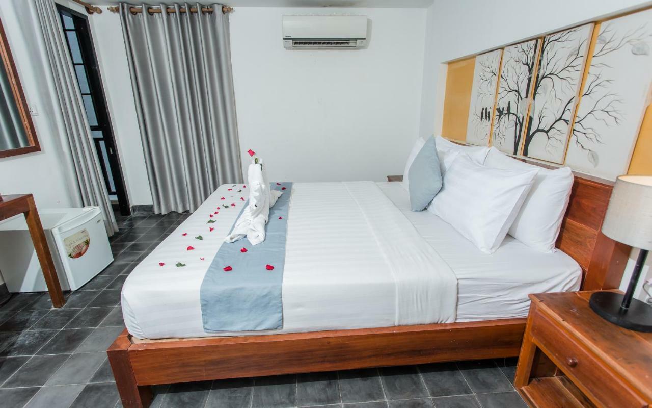 Home Chic Hotel Phnom Penh Exteriör bild